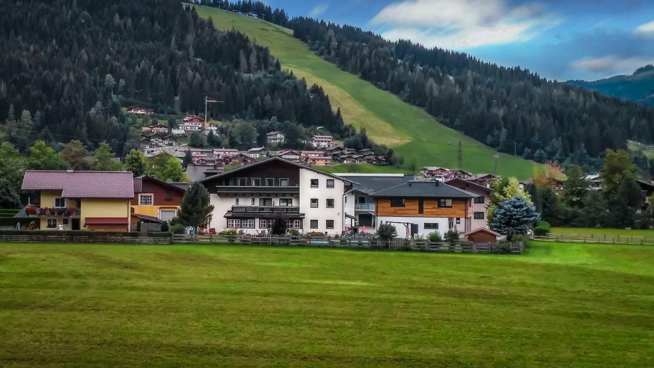 Ferienhaus Helmuth Oberreiter Flachau Exteriér fotografie
